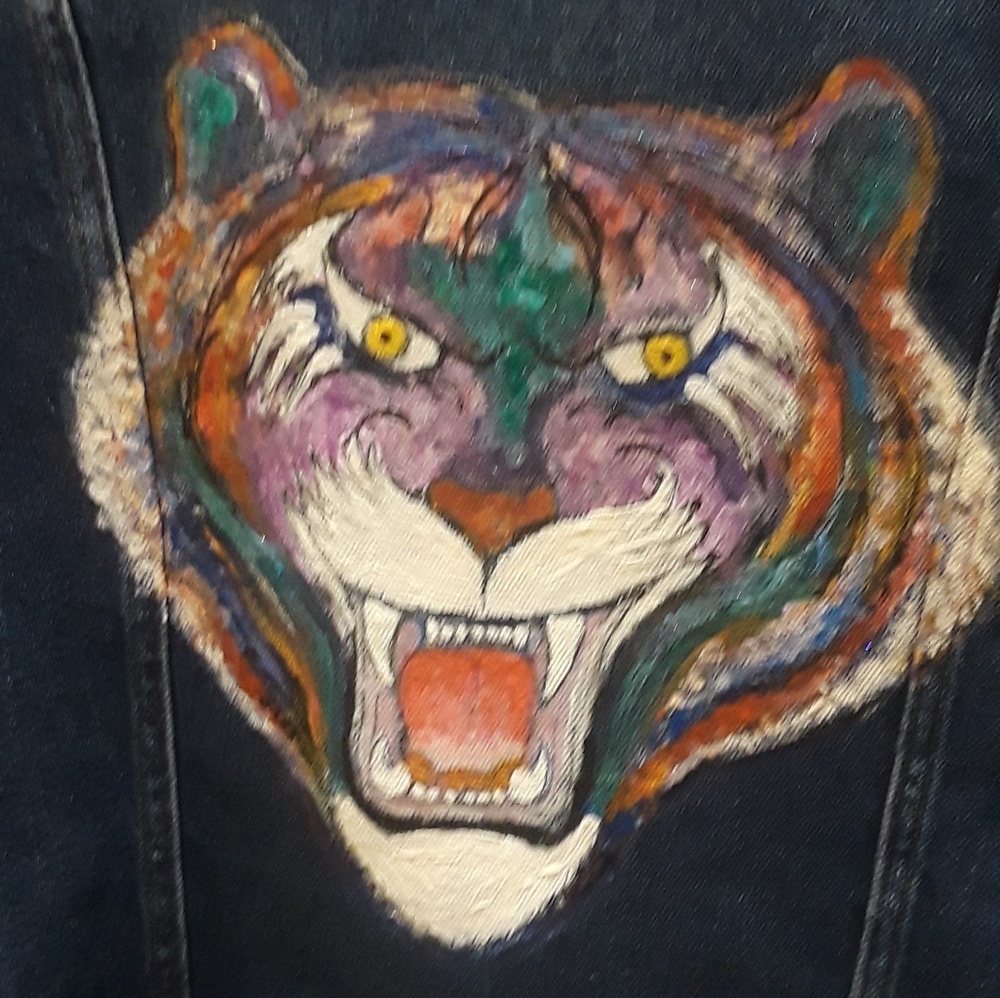 Women's handpainted tiger denim jacket